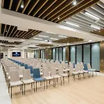 Energy & Business Center 4*