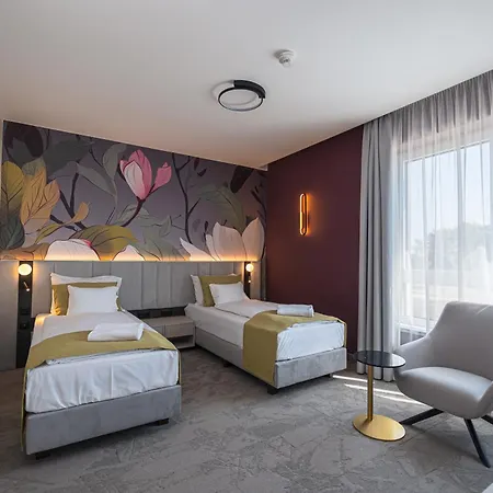 Energy & Business Center 4* Paks