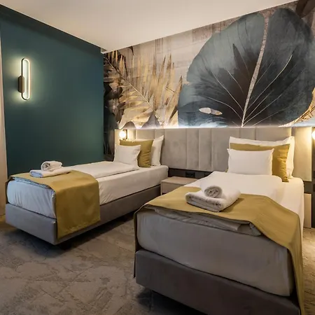 Hotel Energy & Business Center 4*