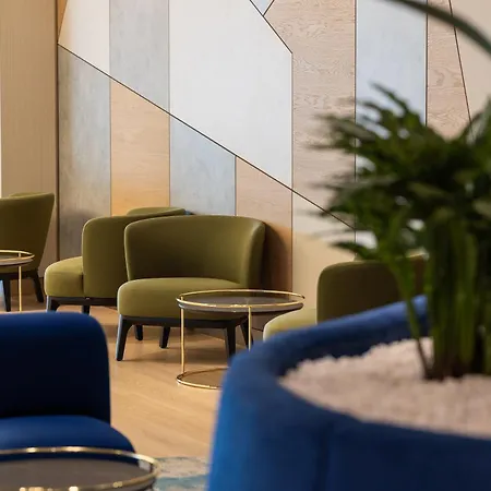 Energy & Business Center 4* Paks