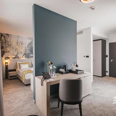 Energy & Business Center 4* Paks