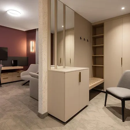 Hotel Energy & Business Center 4*